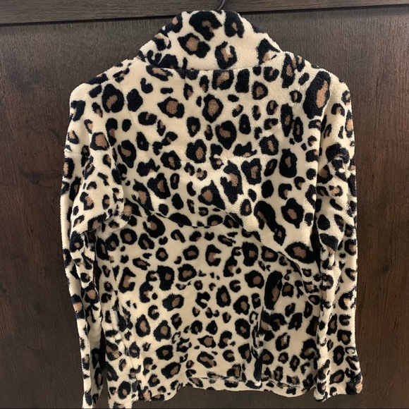 Bke Fuzzy Animal Print Fleece Pullover - Picture 2 of 4